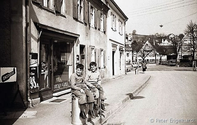 Marktplatz 1959 in Ochsenhausen Mülltonnen auf dem Marktplatz