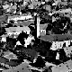Luftaufnahme vom Kloster und den Ortskern von Ochsenhausen um 1955 bis 1960.